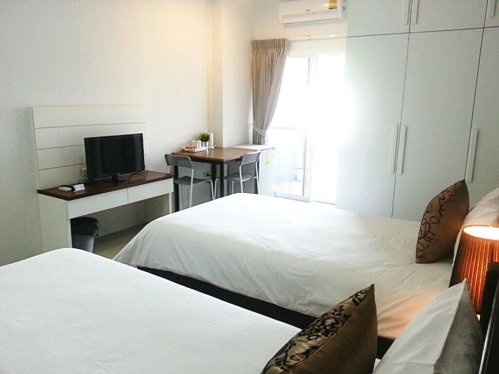 Wealth 30Th Hotel Bangkok Luaran gambar